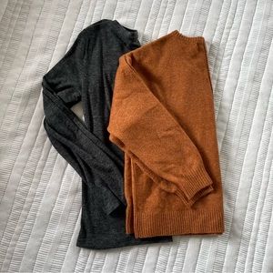 Bundle of 2 Loft Long Sleeve Shirt/Sweater women’s size small